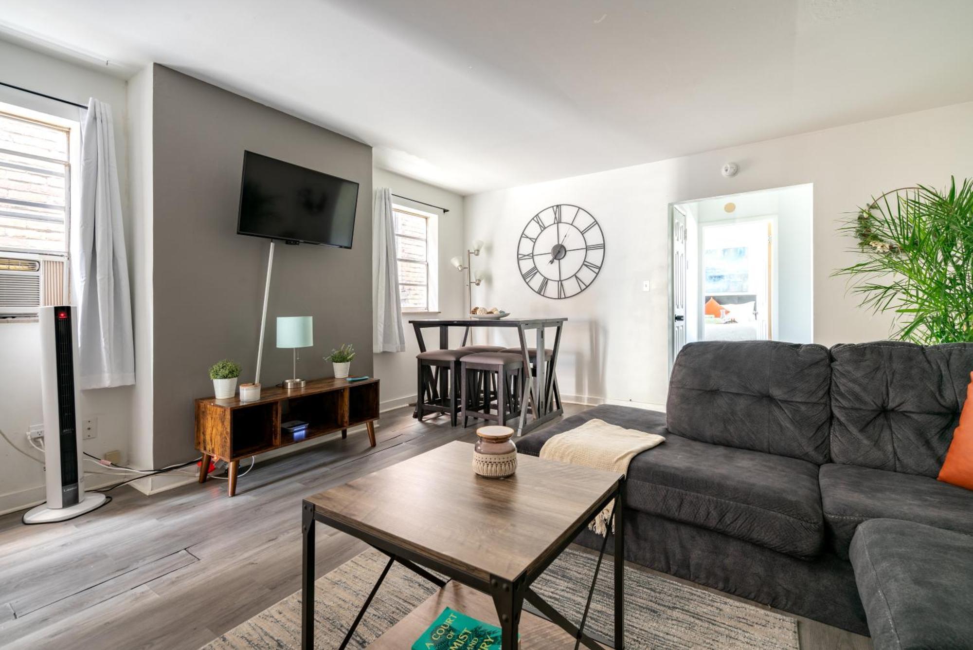 Short North Convention Private Parking Pets Apartment Columbus Bagian luar foto