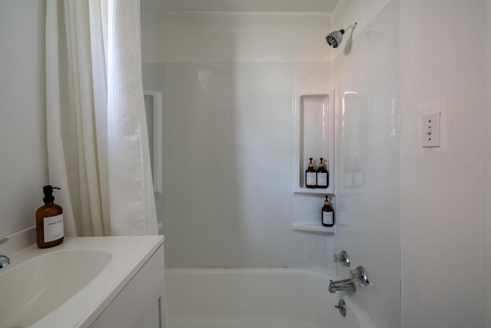 Short North Convention Private Parking Pets Apartment Columbus Bagian luar foto
